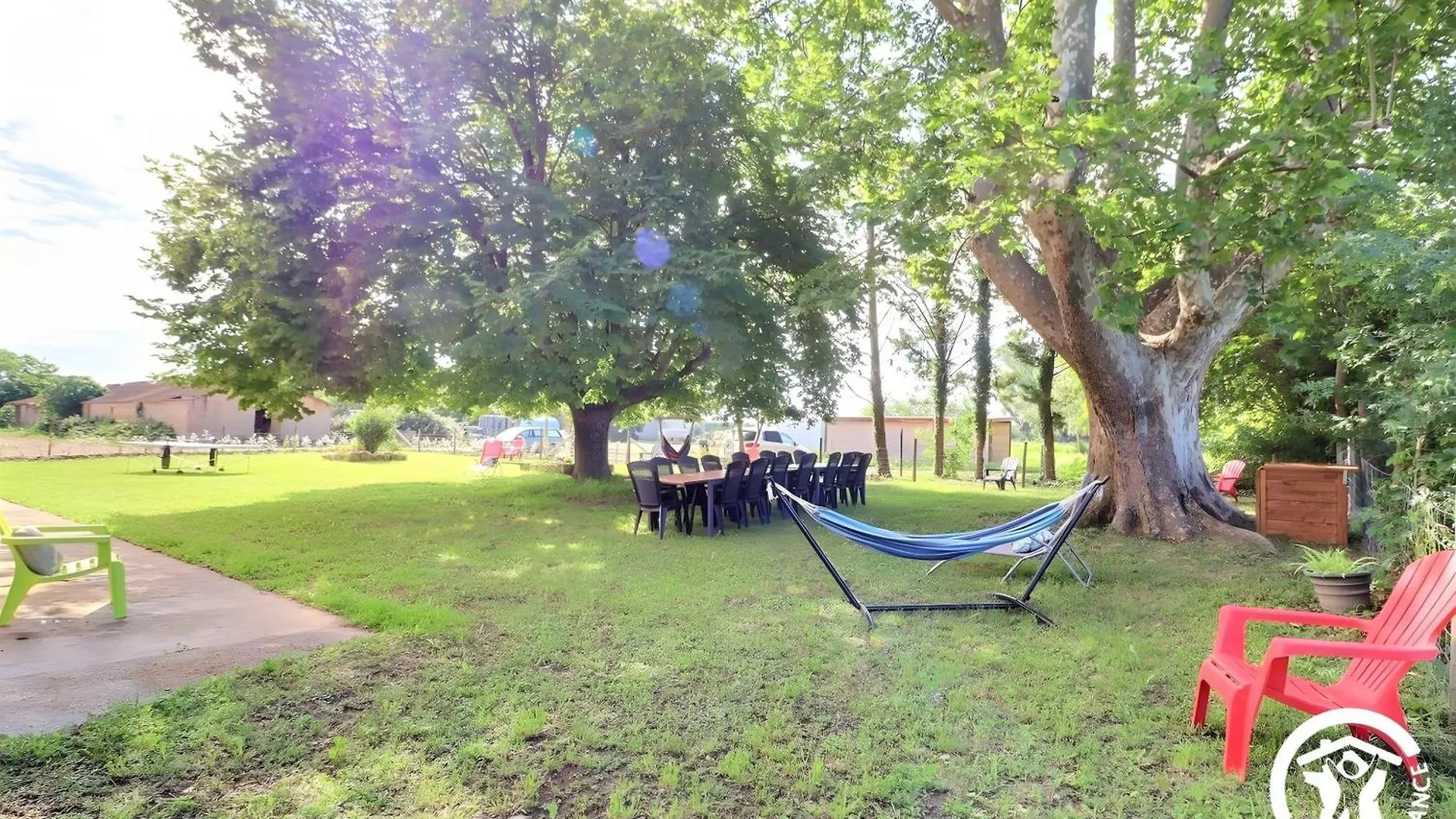 Le Chambonnet Villa Saint-Martin-de-Crau 0*,  France